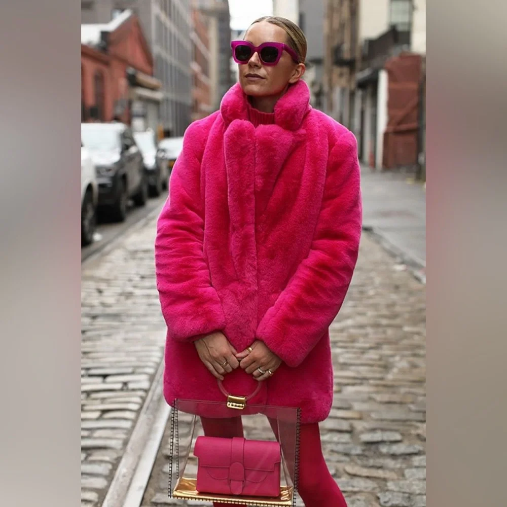 Talie Faux Fur Coat Women’s Vibrant Magenta Sz Small Winter Jacket Pockets side - Picture 10 of 10